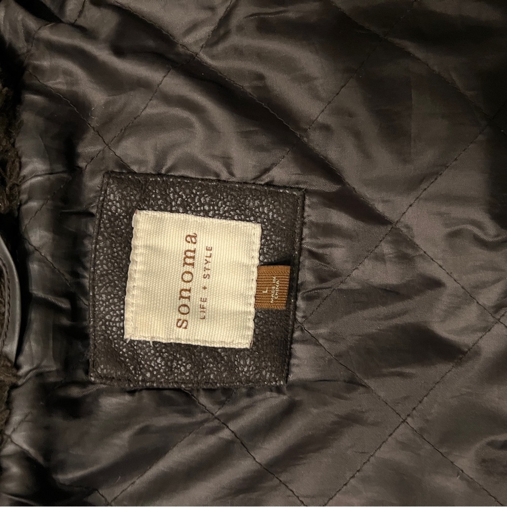 Warm coat lined hood waist height